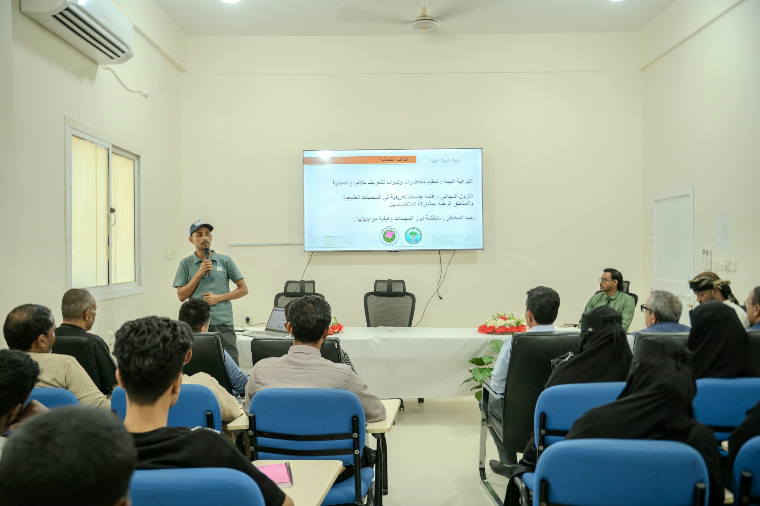 صورة: سقطرى تحيي اليوم العالمي للطيور الجارحة وتعزز الوعي بأهميتها البيئية